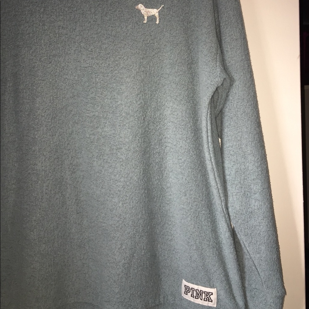 Pullover - Picture 2 of 3